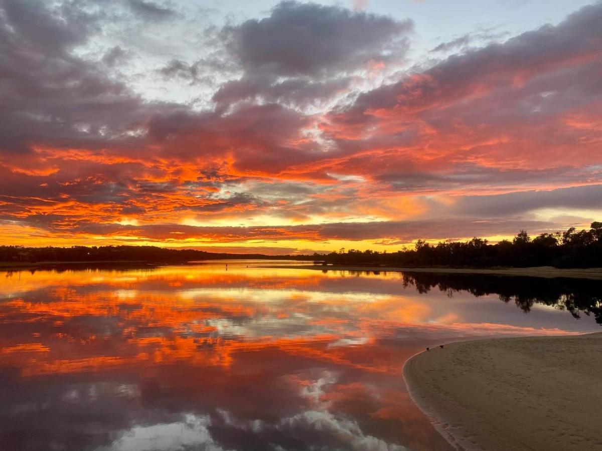 Sandbar Motel Lakes Entrance Eksteriør bilde
