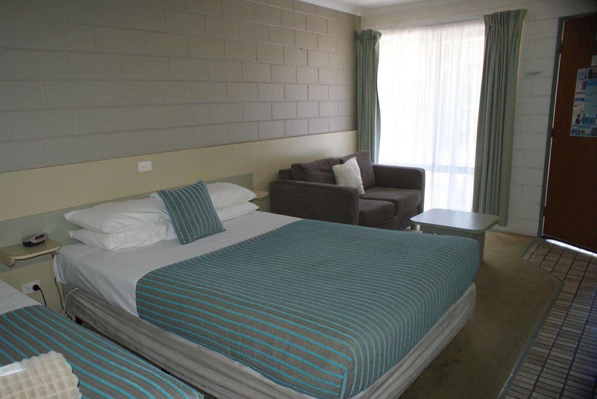 Sandbar Motel Lakes Entrance Eksteriør bilde